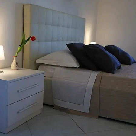 Bed & Breakfast Privileged Pollena Trocchia