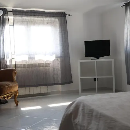 Privileged 3* Pollena Trocchia