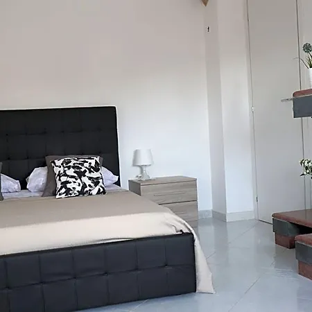 Privileged Bed & Breakfast Pollena Trocchia